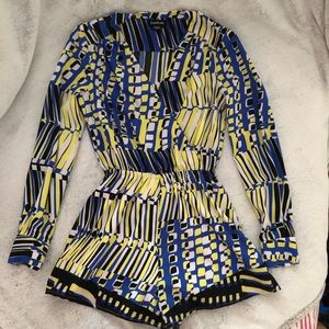 Bebe Long Sleeve Print Romper